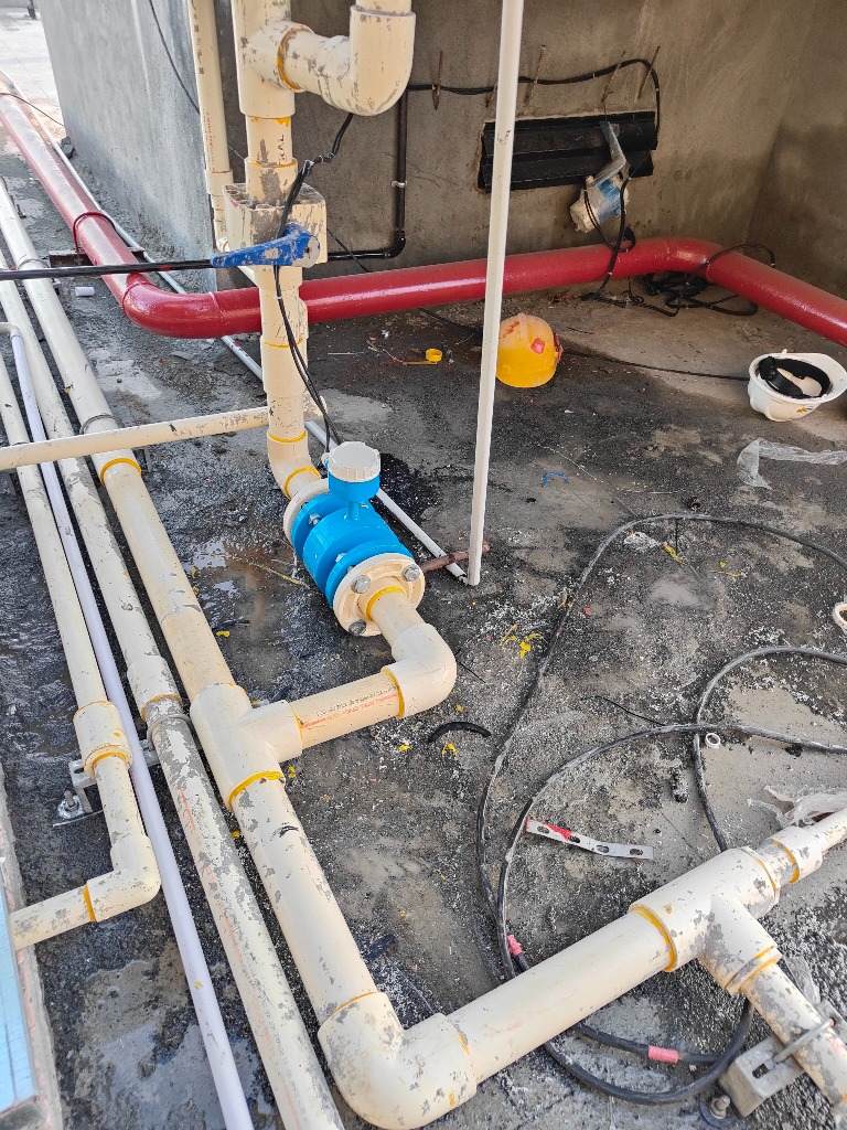 CPVC Flowmeter and Multi-Line Terrace Pipework